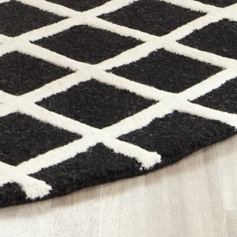 SAFAVIEH, Handmade Cambridge Siire Moroccan Trellis Wool Rug