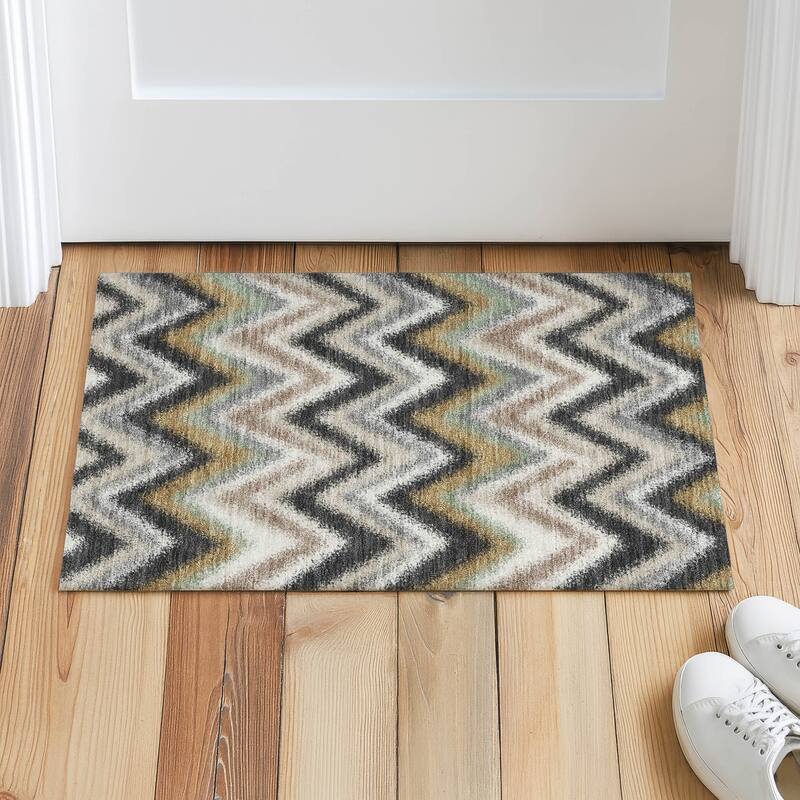 Machine Washable Indoor/ Outdoor Modern Chevron Chantille Rug