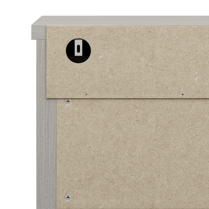 Living Essentials by Hillsdale Harmony Plank Front 4-drawer Chest