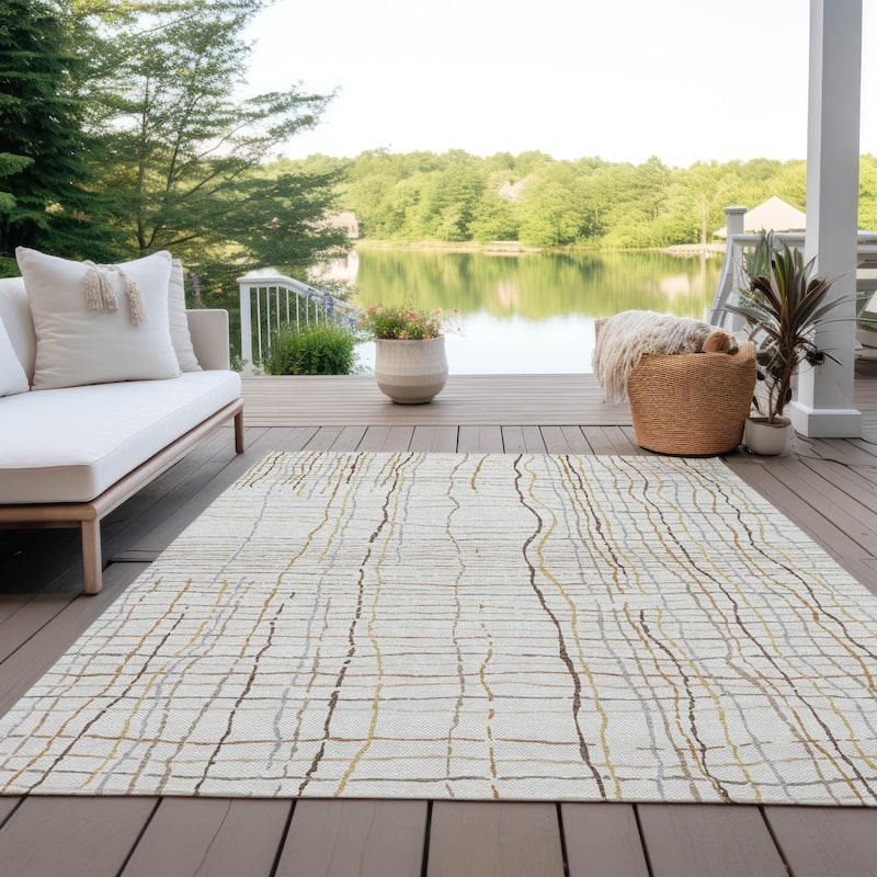 Machine Washable Indoor/ Outdoor Modern Century Chantille Rug