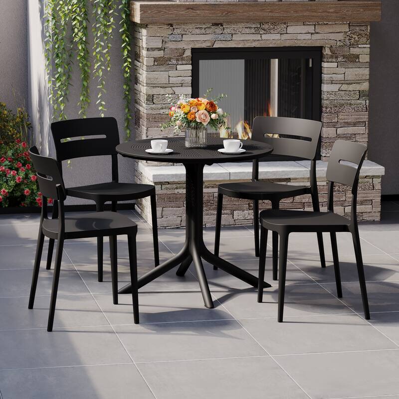Frond and Form 4-Person Outdoor Round Dining Set