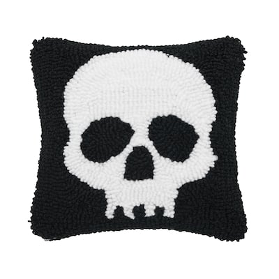 Skull Halloween Hooked Throw Pillow