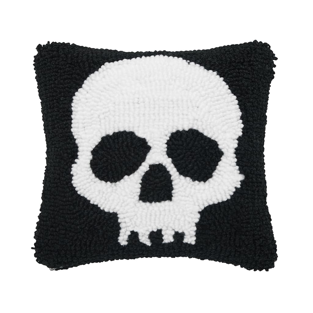 Skull Halloween Hooked Throw Pillow