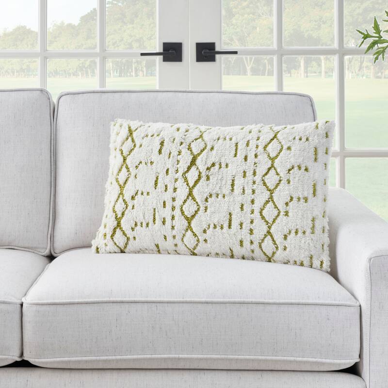 Mina Victory Life Styles Textured Geometric Boho Throw Pillow , ( 12"X20" )