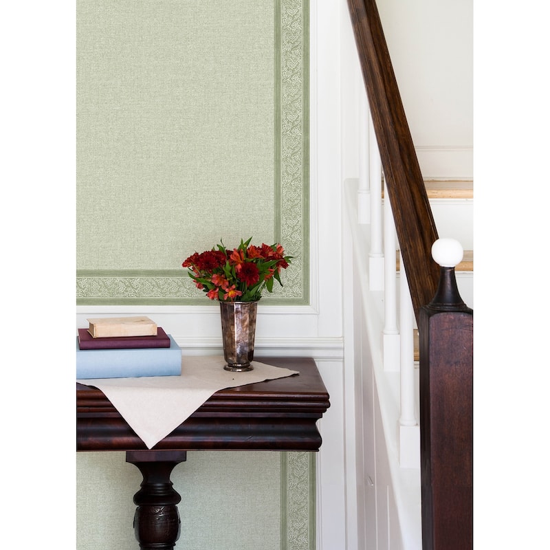 Chesapeake Carved Floral Green Trim Wall Border