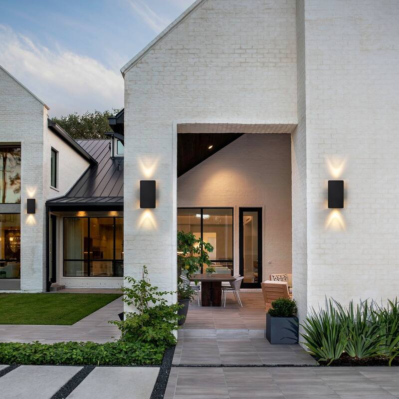 Modern 2-light Integrated LED Outdoor Wall Light Dimmable Wall Sconce - H14.2" x W5.9"