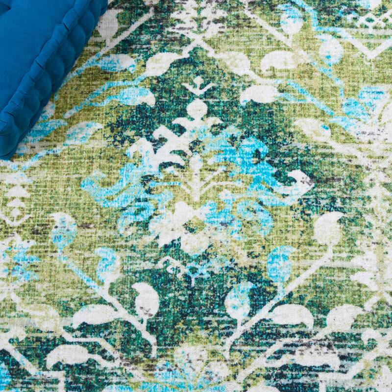SAFAVIEH Paint Brush Machine Washable Slip Resistant Elvezia Rug