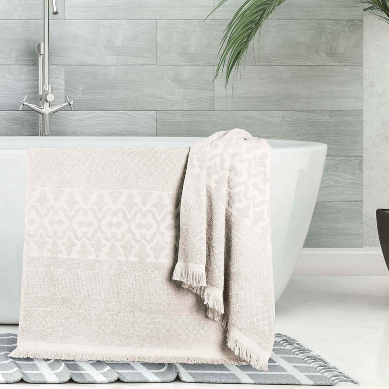 Superior Rolla Cotton Geometric Jacquard Plush Soft Bath Sheet Set of 2