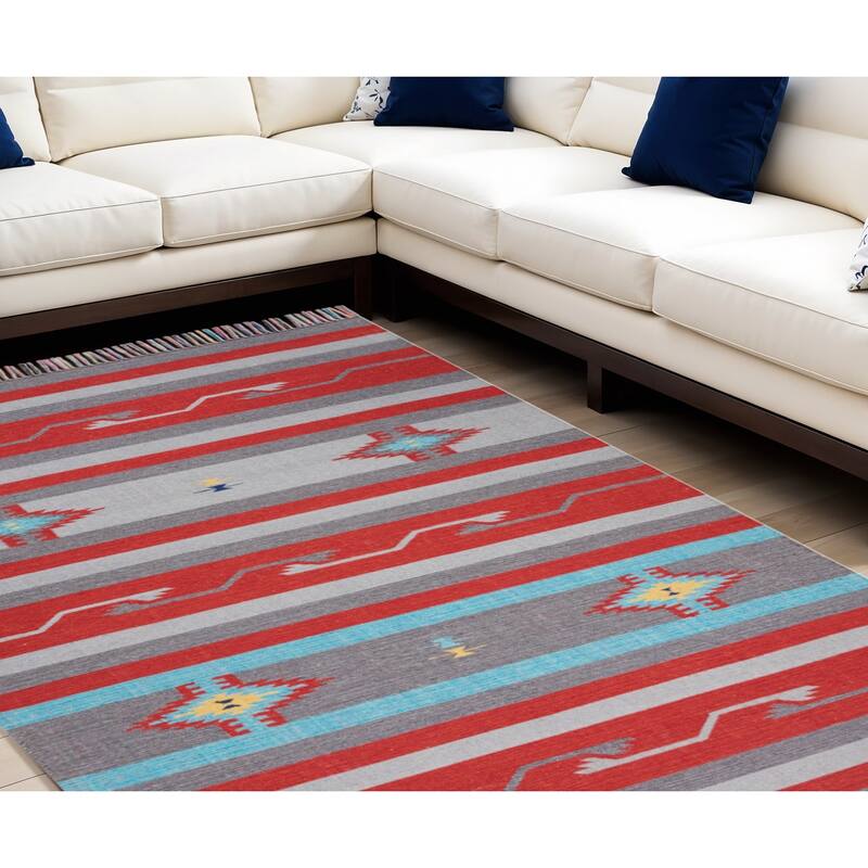 Fumep Southwestern Low Pile with Fringe Area Rug By HomeRoots - 114' X '78' X '0.25 - 114' X '78' X '0.25 - Gray and Red - Rectangle