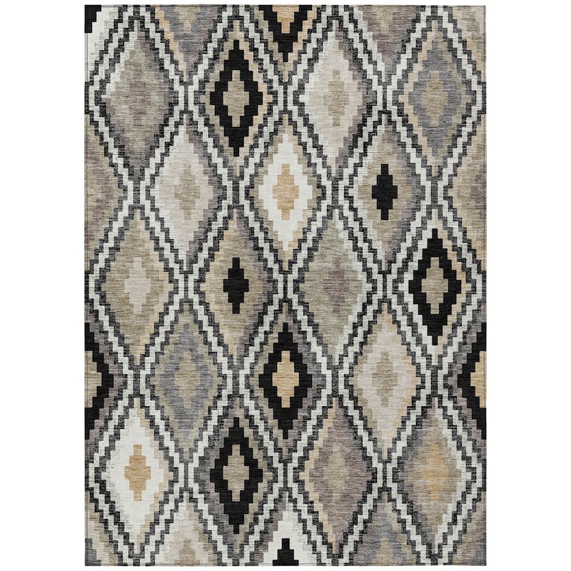 Machine Washable Indoor/ Outdoor Global Geo Chantille Rug