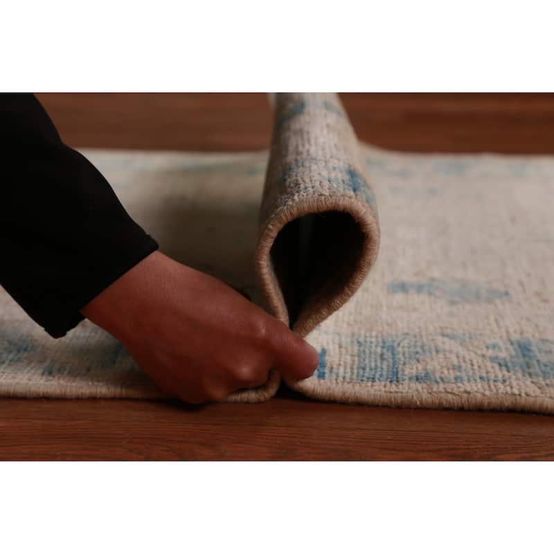 Hand Knotted Oriental 100% Wool Carpet Transitional Floral Beige & Ivories Oushak Runner Rug - 7' 11'' X 2' 6''