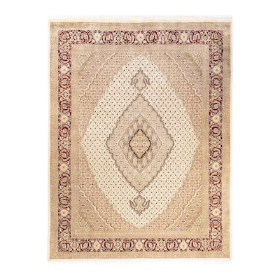 Overton Hand Knotted Wool Vintage Inspired Traditional Mogul Ivory Area Rug - 8 x 10