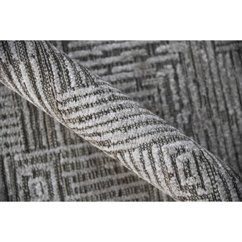 Quartz Desoto Modern & Contemporary Geometric Hand-Knotted Area Rug