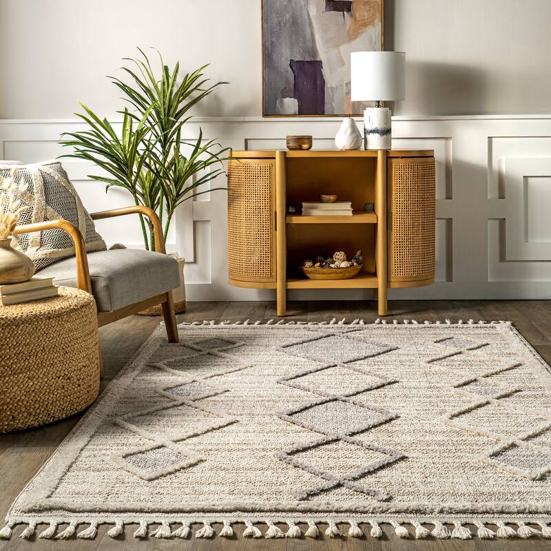 Nuloom Blanche Moroccan Lattice Tasseled Area Rug