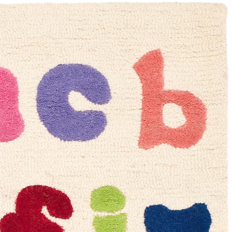 SAFAVIEH Handmade Kids Regiene Wool Rug