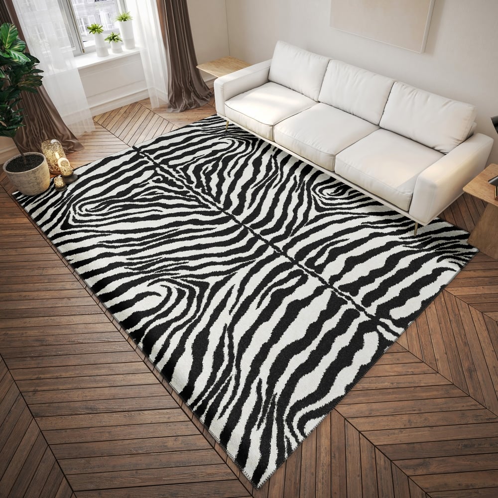 Addison Indoor/ Outdoor Safari Zebra Animal Print Washable Area Rug