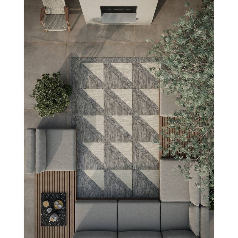 Momeni Vines Geometric Indoor Outdoor Rug