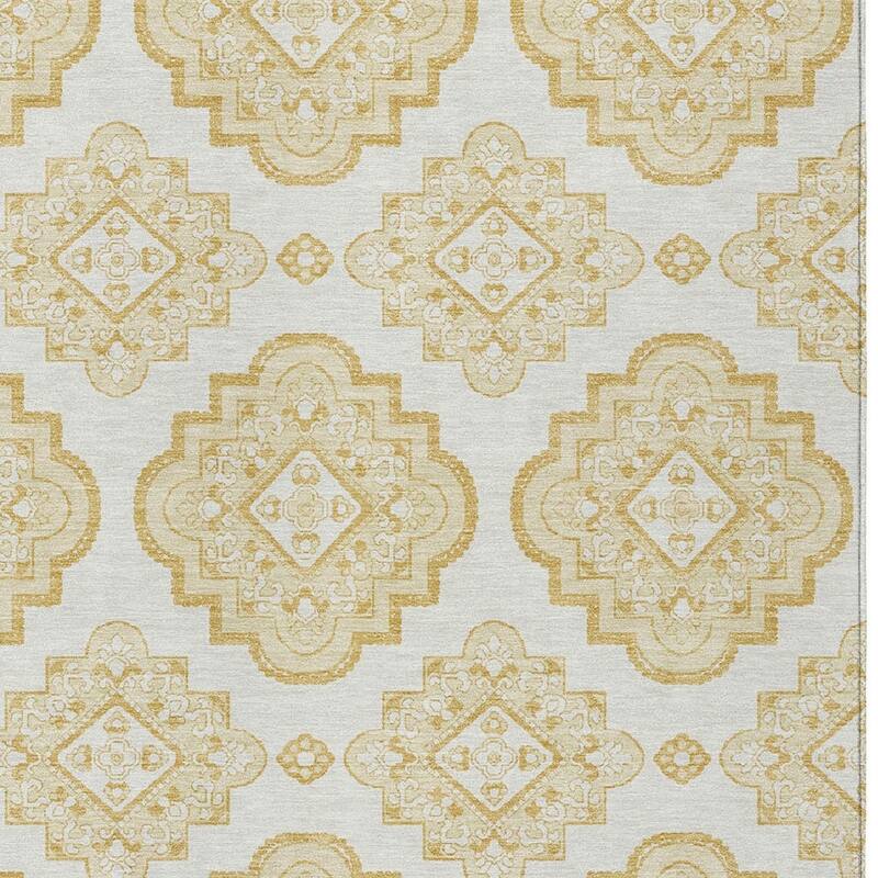 HomeRoots Medallion Transitional Rectangle Outdoor Rug
