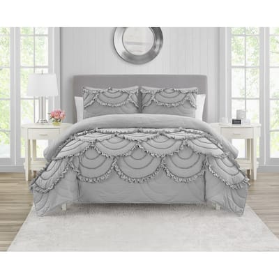 DESIGN STUDIO Scallop Ruffle Garment Washed Soft Solid Quilt Set