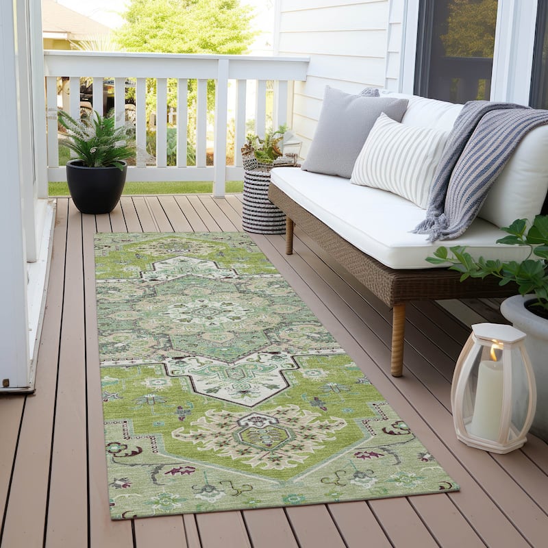 Machine Washable Indoor/ Outdoor Persian Traditional Chantille Rug