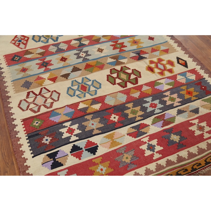 Kilim Qashqai Persian Vintage Rug Handmade Beige Wool Carpet - 4'7"x 7'4"