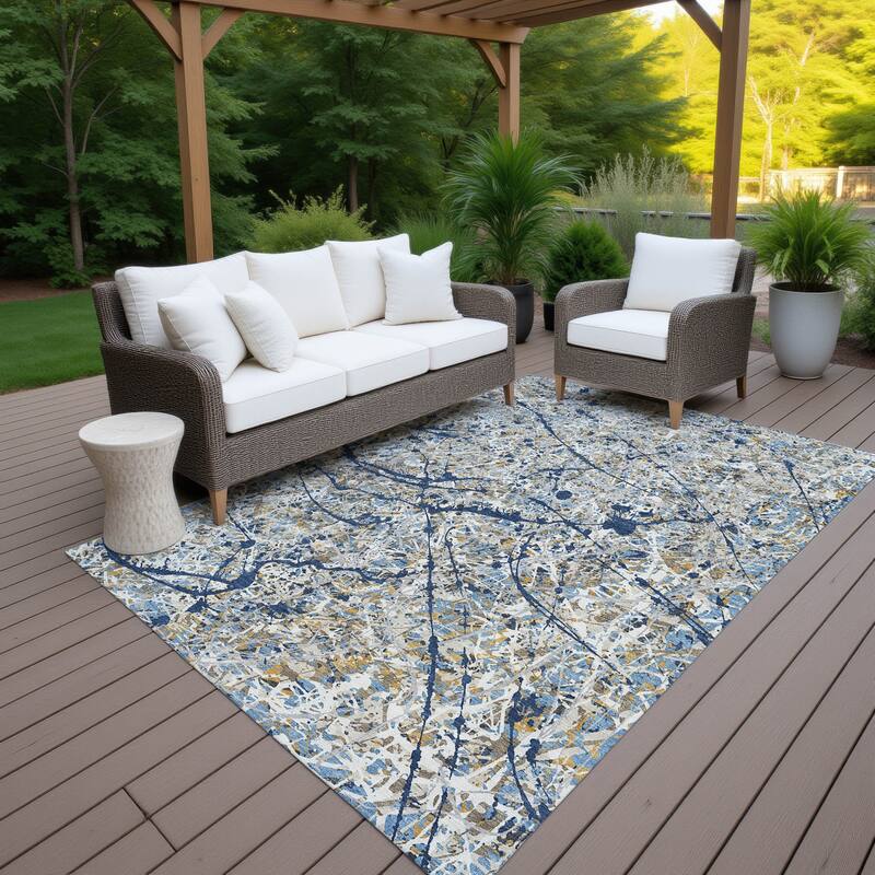 Machine Washable Indoor/ Outdoor Modern Splatter Chantille Rug