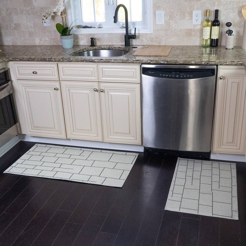 Sussexhome Non Skid Washable Kitchen Runner Rugs Set of 2 - Set of 44 x 24 and 31.5 x 20 Inches