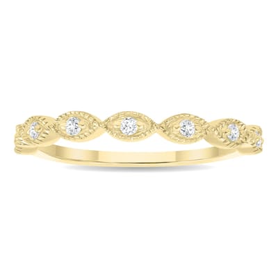 Women's 1/10 Carat TW Diamond Wedding Band in 10K Yellow Gold