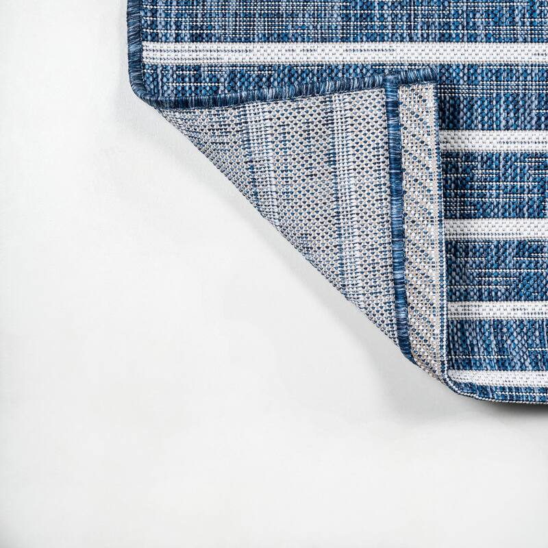 JONATHAN Y Grid Modern Offset Stripe Indoor/Outdoor Area Rug