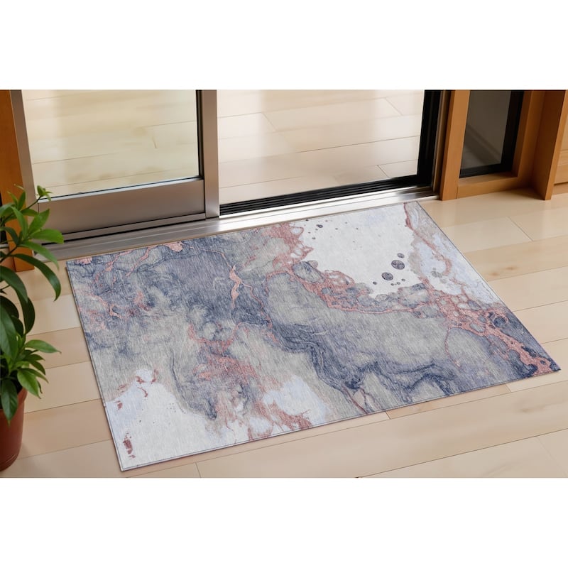 HomeRoots Abstract Transitional Rectangle Outdoor Rug - 3' x 5'