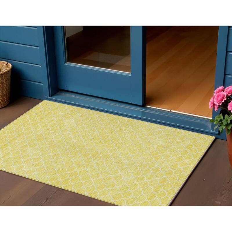 HomeRoots Geometric Transitional Rectangle Outdoor Rug - 3' x 5'