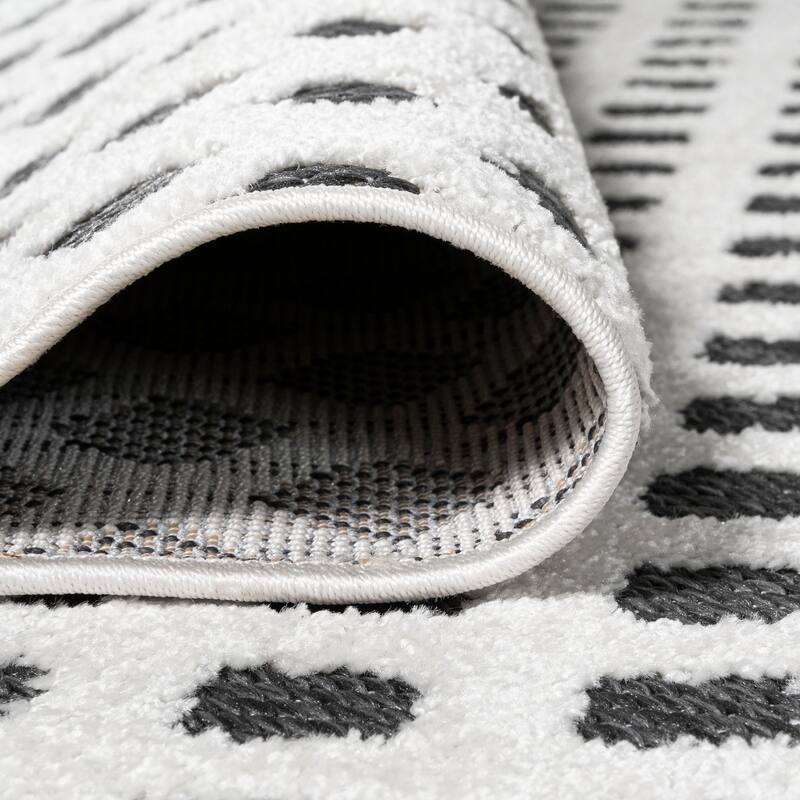 JONATHAN Y Citta High-Low Pile Mini-Diamond Trellis Indoor/Outdoor Area Rug
