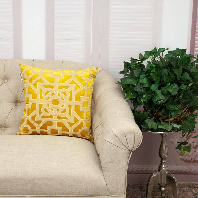 18" Yellow and Beige Transitional Square Throw Pillow