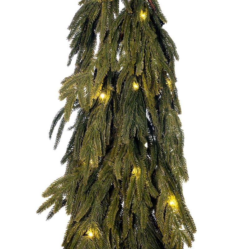 9 ft. Pre-Lit LED Garland - Norfolk - 108