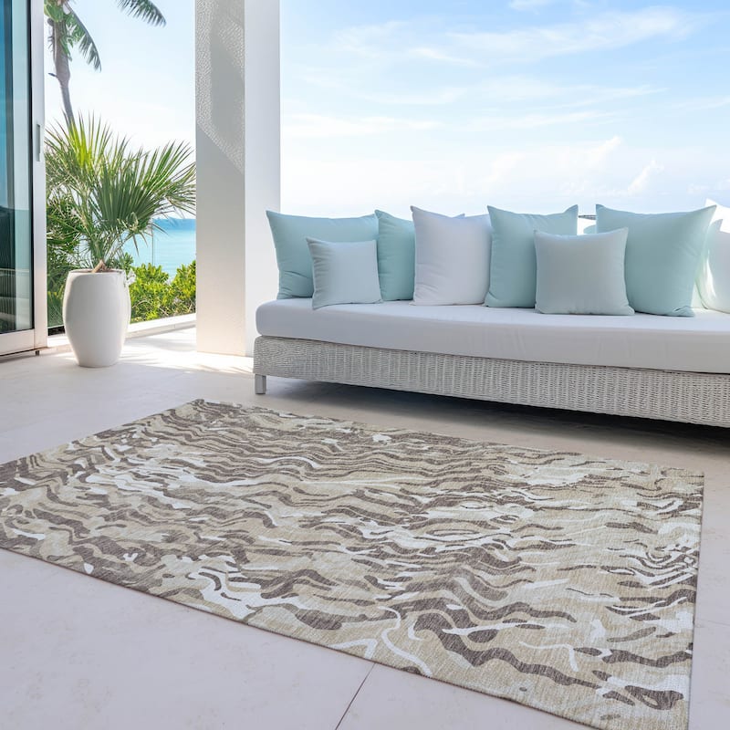 Machine Washable Indoor/ Outdoor Abstract Flow Chantille Rug