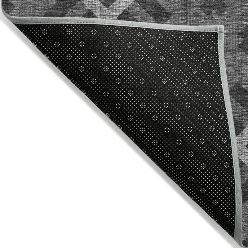 Machine Washable Indoor/ Outdoor Chantille Modern Trellis Rug