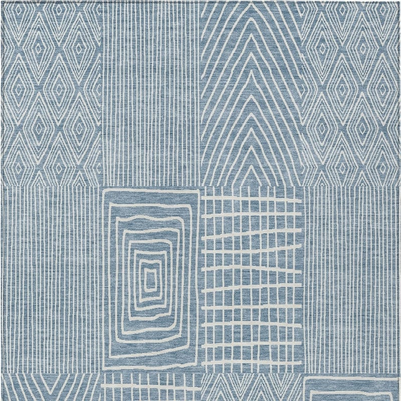 HomeRoots Geometric Transitional Rectangle Outdoor Rug