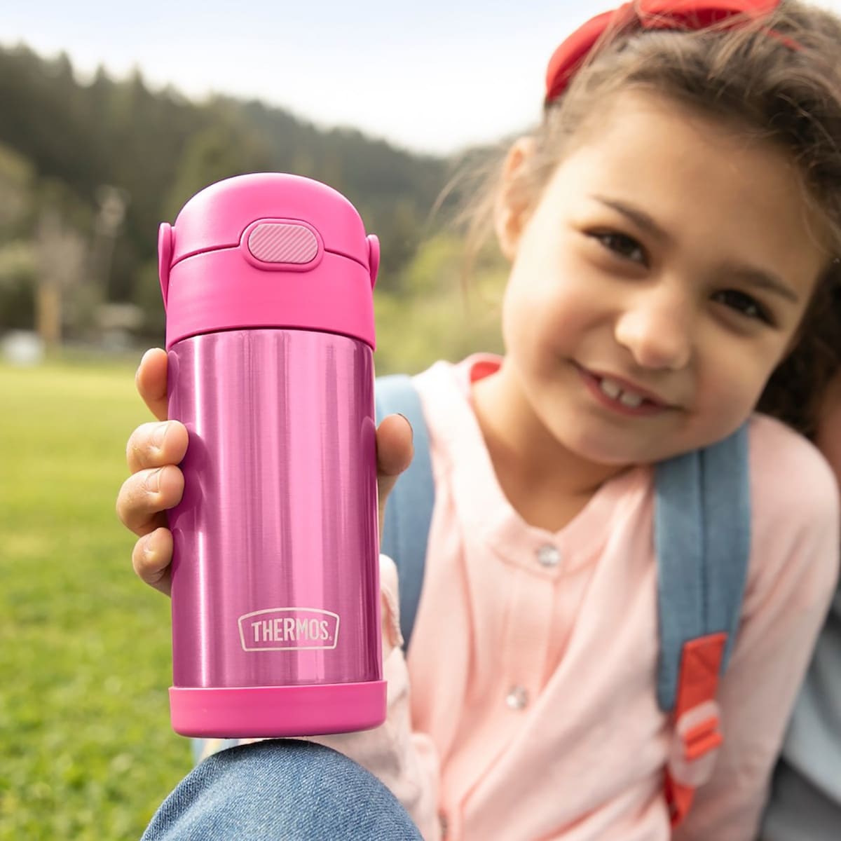 https://ak1.ostkcdn.com/images/products/is/images/direct/60d30dd6046f25e936c3e037296bfbd001121188/Thermos-12-oz.-Kid%27s-Funtainer-Insulated-Stainless-Steel-Water-Bottle.jpg