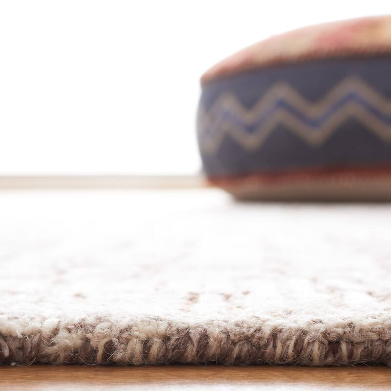 SAFAVIEH Handmade Glamour Emilija Modern Wool Rug