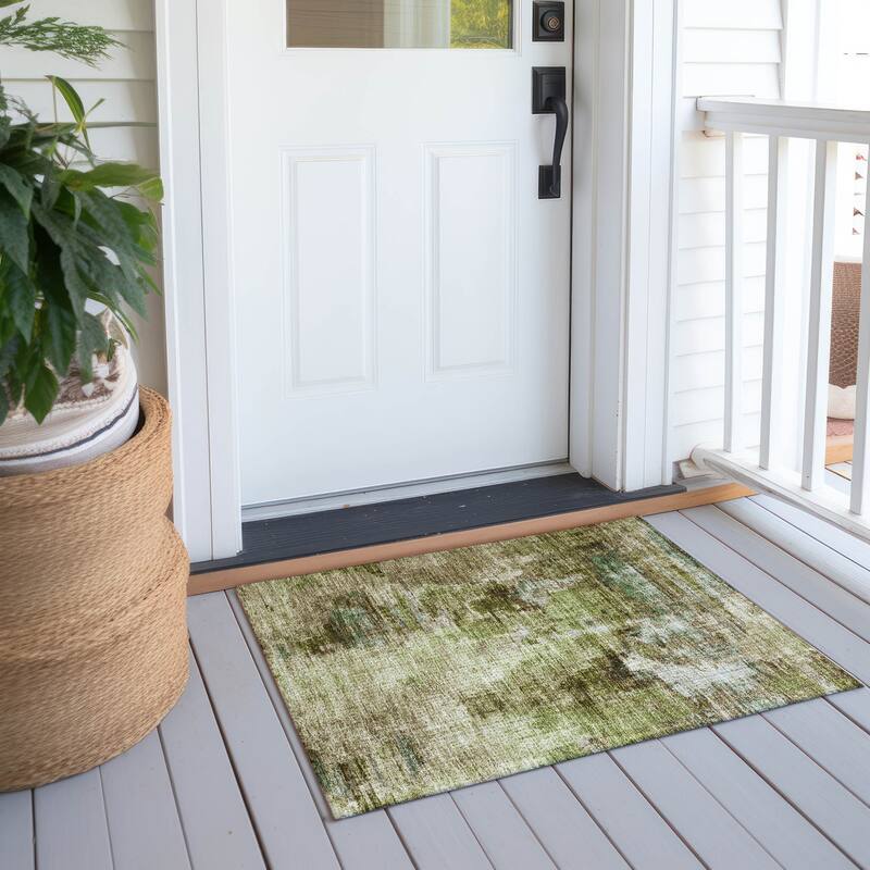 Machine Washable Indoor/ Outdoor Abstact Contemporary Chantille Rug - Aloe - 1'8" x 2'6"
