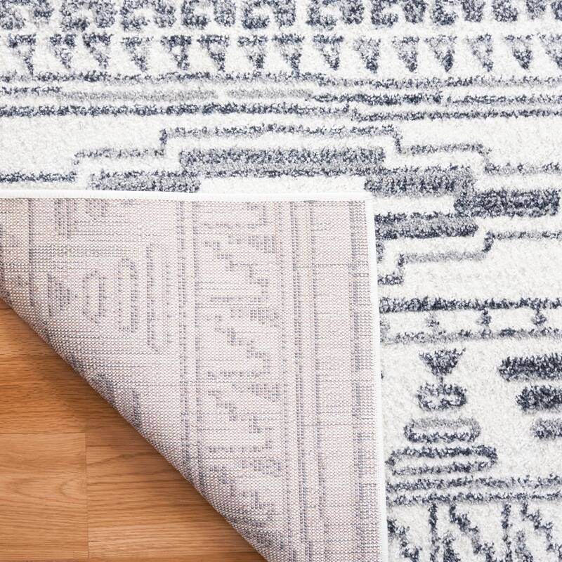 SAFAVIEH Layla Rimma Moroccan Rustic Rug