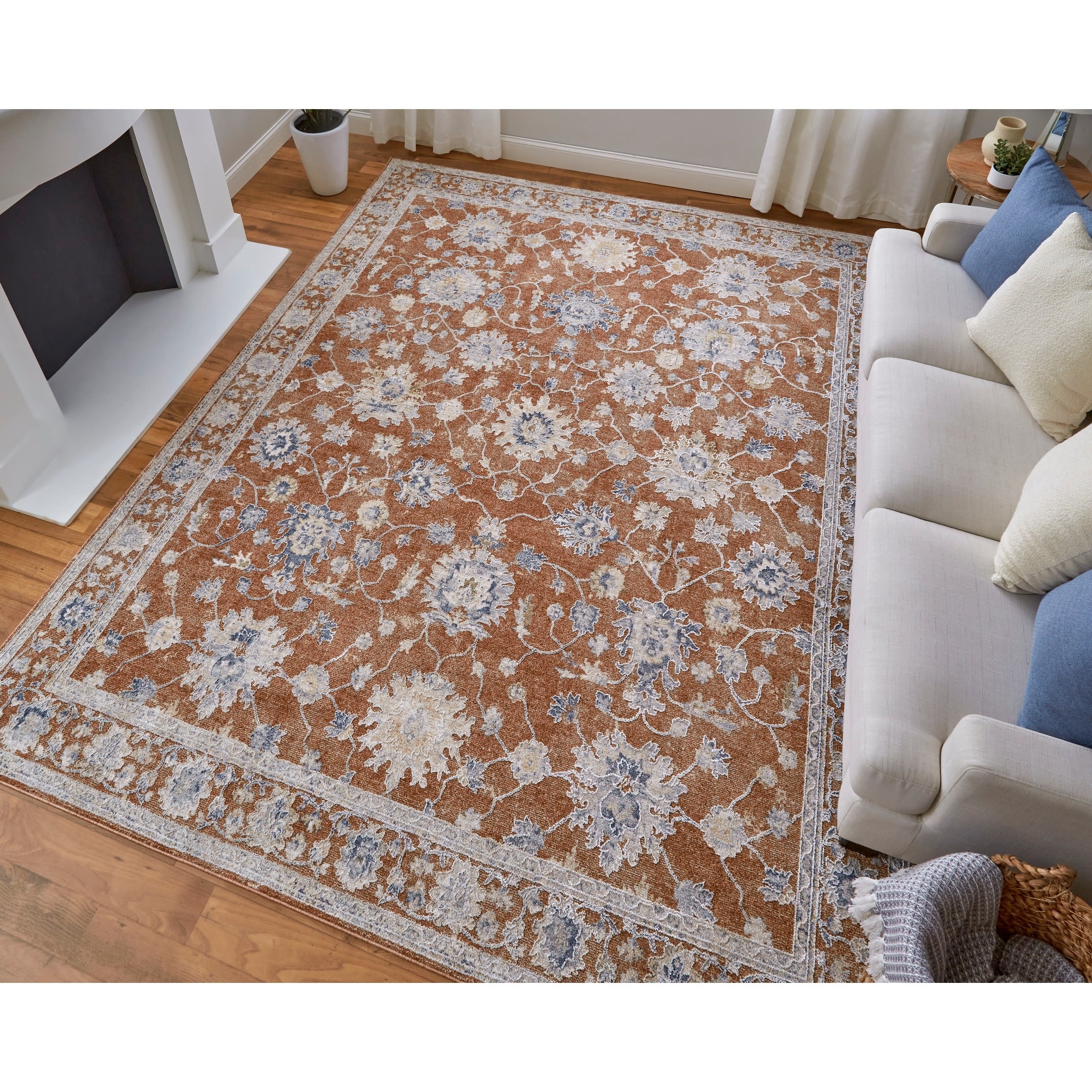 Grand Bazaar Hyannis Machine Made Floral & Botanical Transitional Area Rug