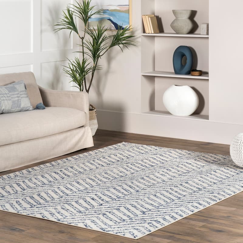 Nuloom Sasha Faded Chevron Area Rug - 6'7" x 9' - Blue