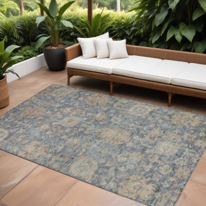HomeRoots Damask Traditional Rectangle Outdoor Rug - 10' X 14'