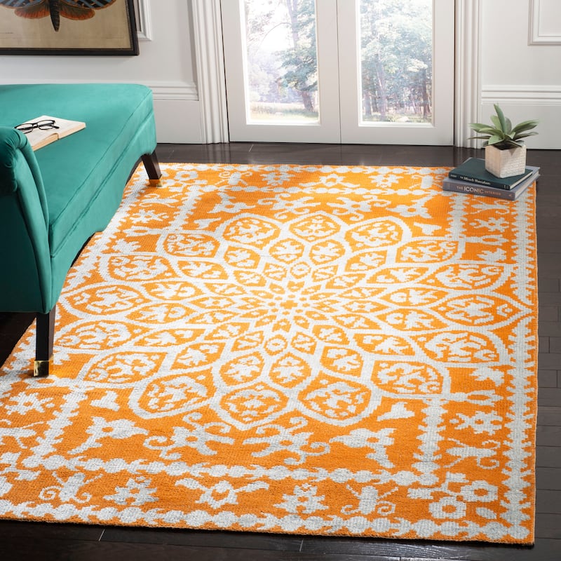 SAFAVIEH Hand-knotted Stone Wash Bozidarka Modern Wool Rug - 6' x 9' - Copper