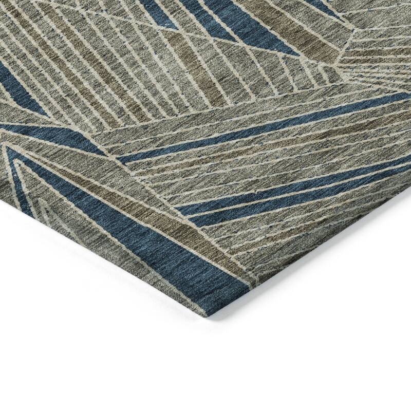 HomeRoots Geometric Transitional Rectangle Outdoor Rug