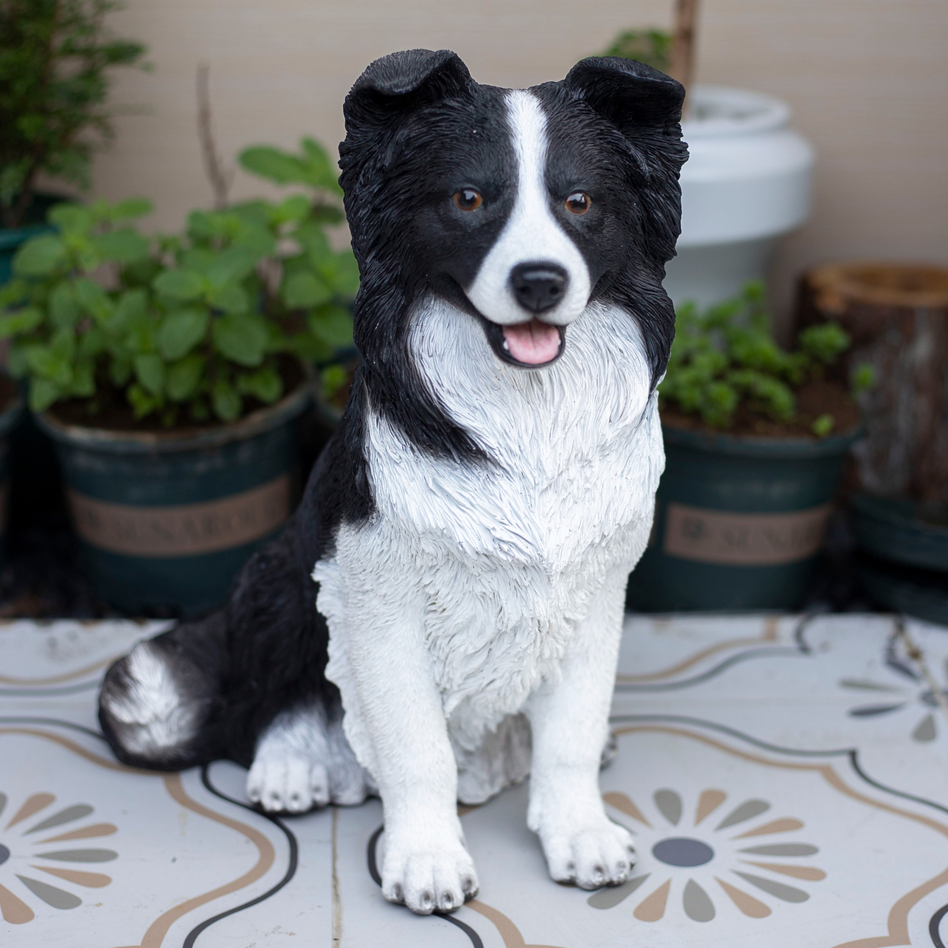 SoReal White & Black Sheepdog