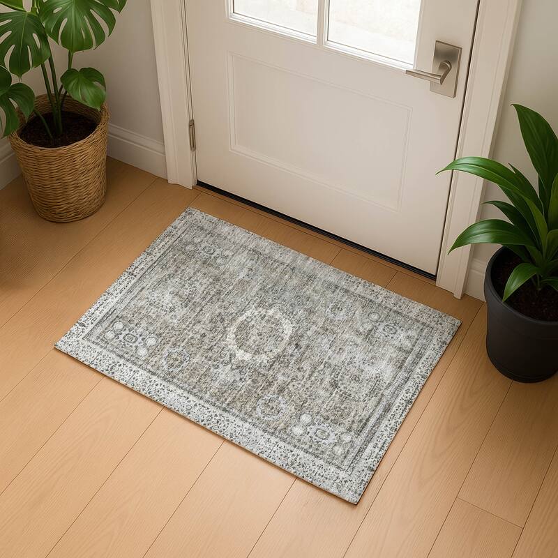 Premium Washable Super Soft Vintage Traditional Mayfield Rug - Pewter - 1'8" x 2'6"