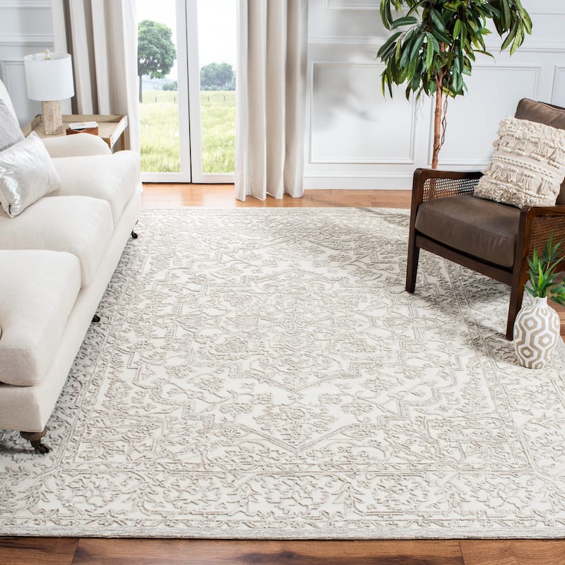 SAFAVIEH Handmade Trace Cher Oriental Wool Rug - 5' x 8' - Ivory/Natural