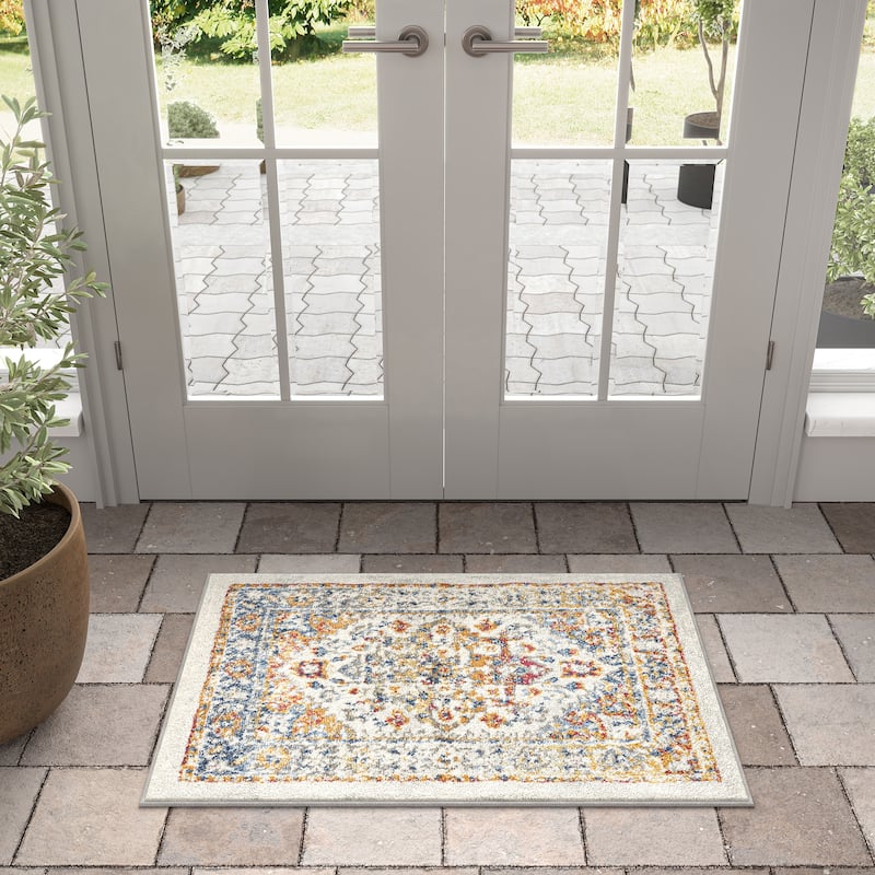Chesney Bohemian & Eclectic Medallion Indoor Area Rug - Cream/Gray - 2' x 3'